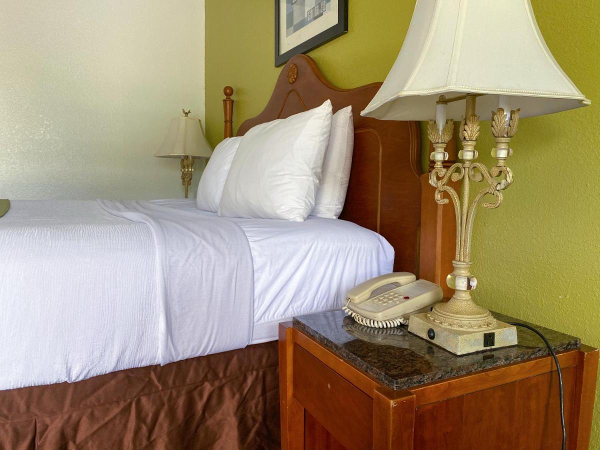 Royal Inn Richmond Hill- Savannah I-95 Extérieur photo