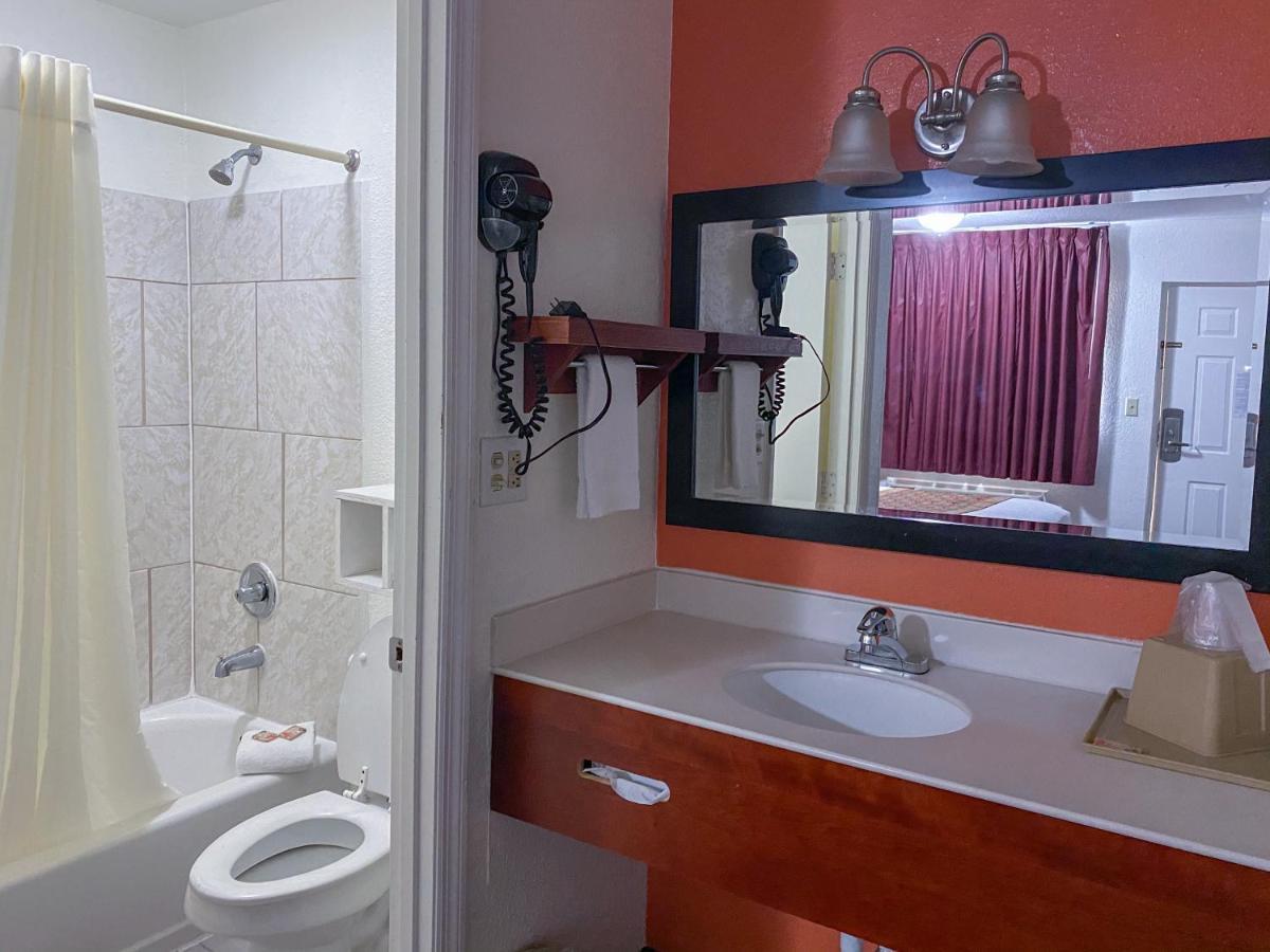 Royal Inn Richmond Hill- Savannah I-95 Extérieur photo